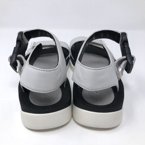 Clark’s ankle strap sandals gray black open toe - Picture 3 of 7